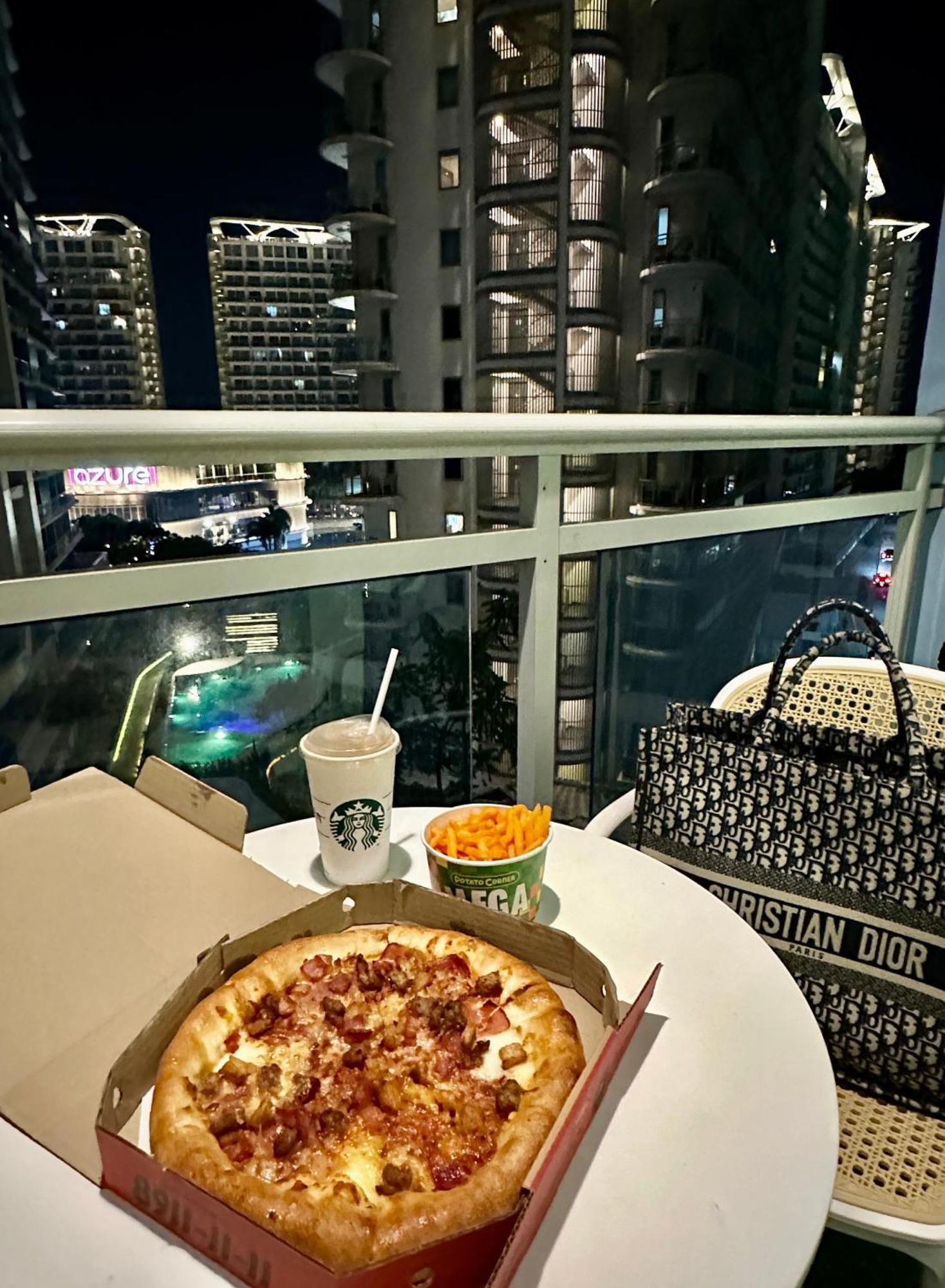 Azure Beach Club Taguig Exteriér fotografie